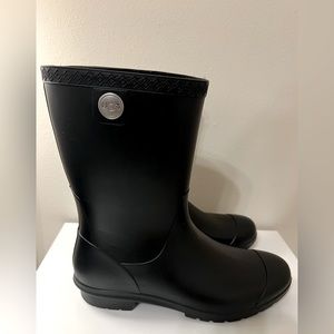 UGG Sienna Matte Rain Boot Black